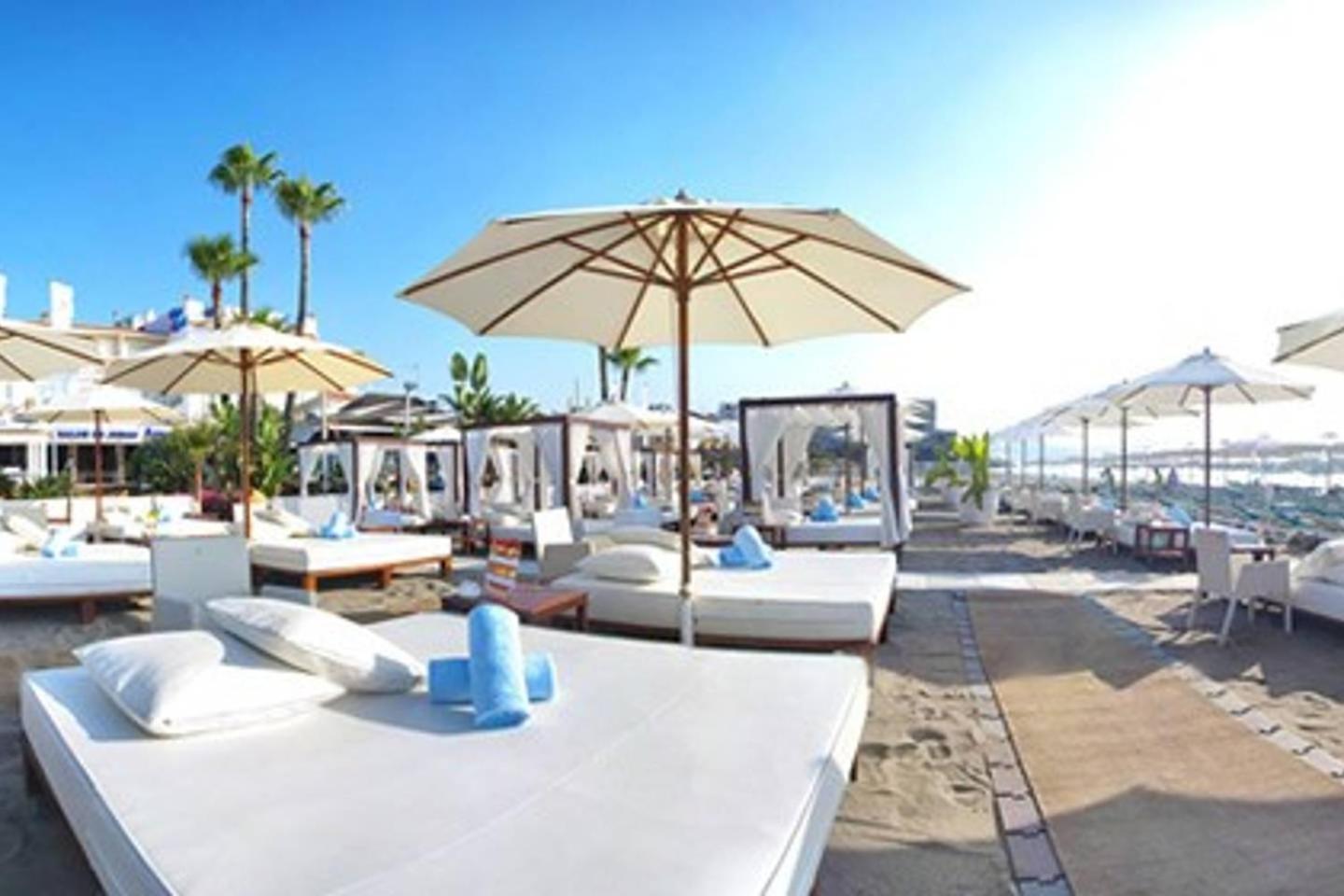 Malaga Puerto Marina Playa Parking Luxury