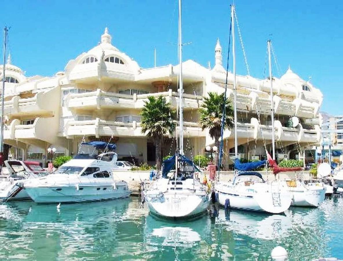 Malaga Puerto Marina Playa Parking Luxury