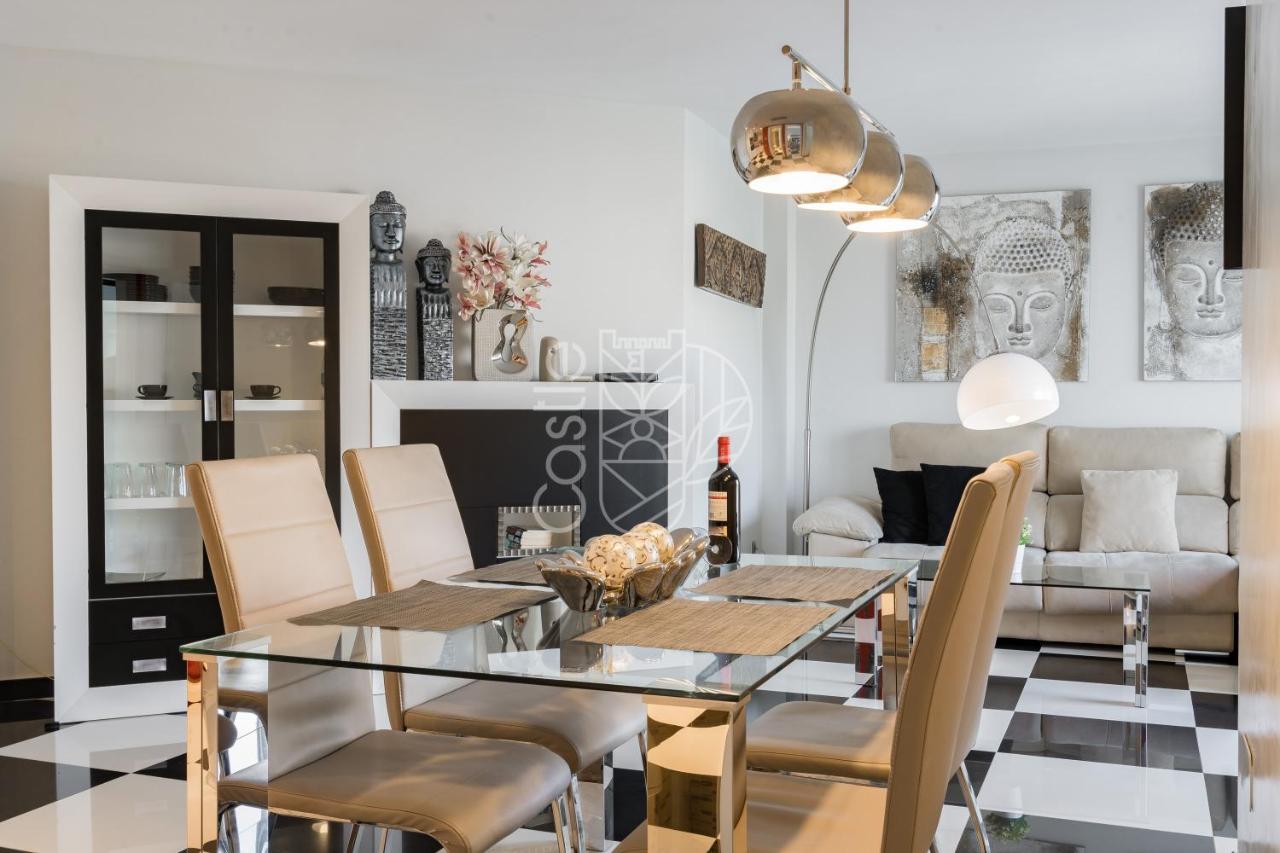 Malaga Puerto Marina Playa Vacacional Luxury Appartement