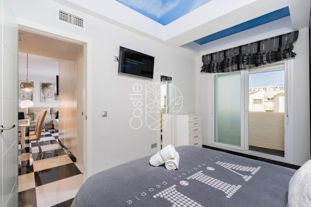 Malaga Puerto Marina Playa Vacacional Luxury Appartement