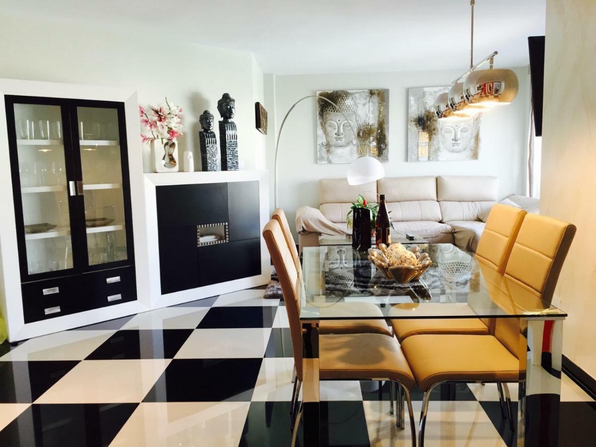 Appartement Malaga Puerto Marina Playa Vacacional Luxury *