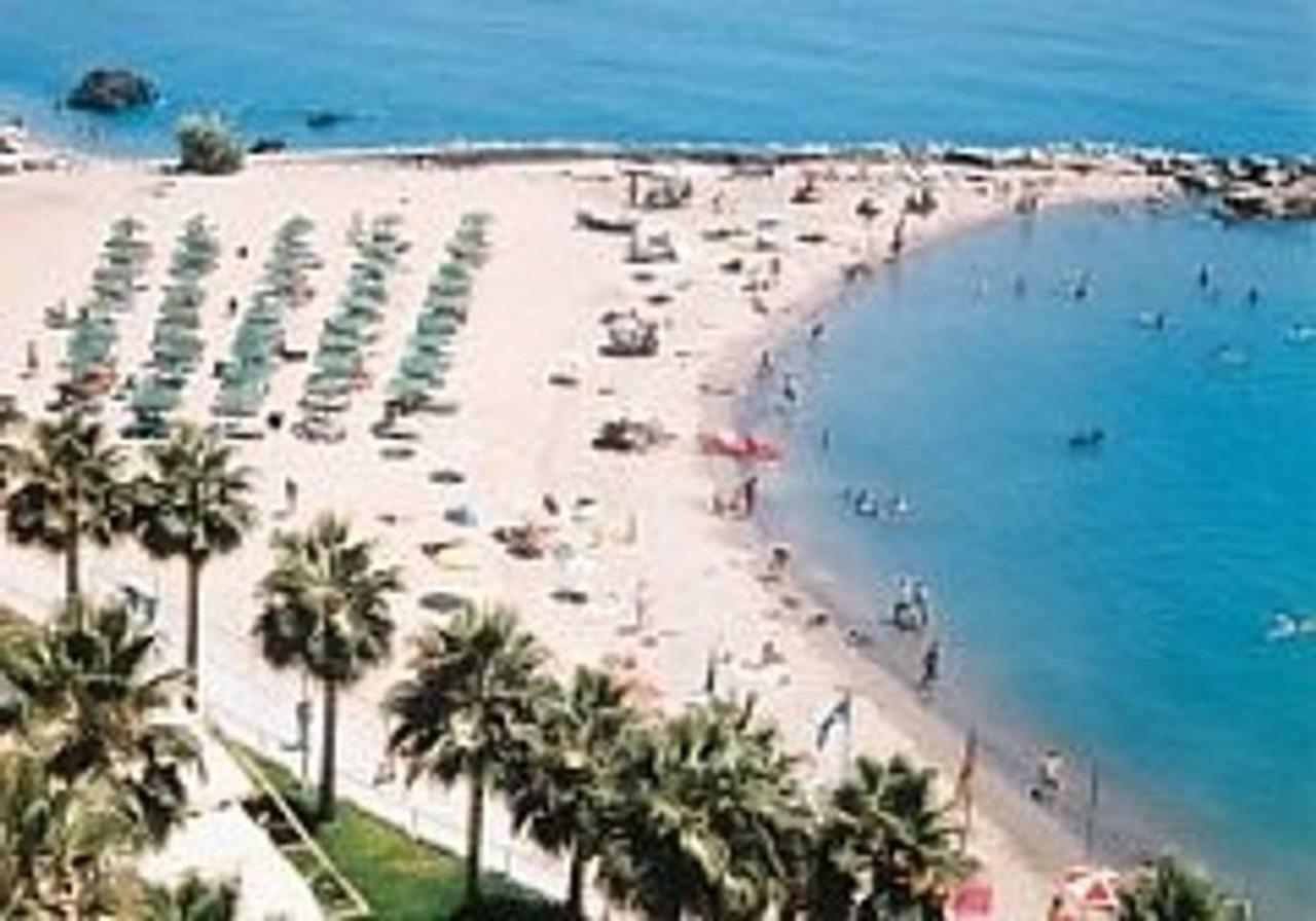 Malaga Puerto Marina Playa Vacacional Luxury * Benalmádena