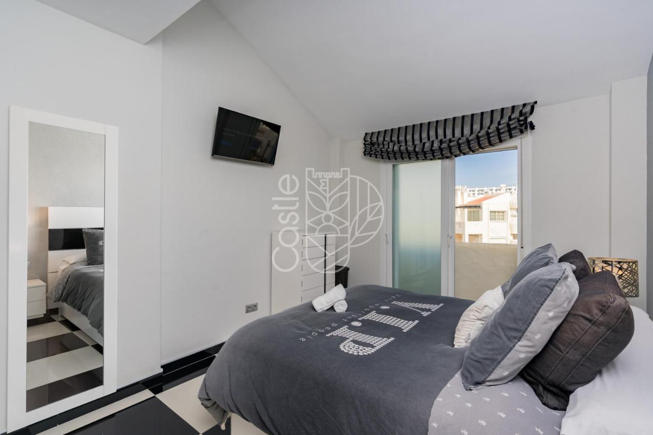 Malaga Puerto Marina Playa Vacacional Luxury * Benalmádena